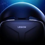 هدست واقعیت مجازی لنوو Legion VR700 از چیپست کوالکام Snapdragon XR2 به همراه 8 گیگابایت رم و 256 گیگابایت حافظه داخلی بهره می‌برد. VR700 به یک نمایشگر LCD مجهز شده که از ویژگی‌هایی مانند حداکثر وضوح 1920 در 3665 پیکسل و نرخ تازه‌سازی تصویر 72/90 هرتز پشتیبانی می‌کند. از نظر طراحی، این هدست‌ها شبیه سری هدفون‌های Lenovo Rescuer هستند که البته عملکرد بهتری دارند. پهنای باند ویدیویی دستگاه به میزان قابل توجهی افزایش یافته و علاوه بر این، سرعت عملکرد هوش مصنوعی هدست‌ واقعیت‌مجازی جدید لنوو 11 برابر و وضوح آن 10 برابر افزایش یافته است. به گفته لنوو، وزن بخش جلو و عقب دستگاه با دقت بهینه‌سازی شده که با این وجود، کاربران مشکلی با استفاده طولانی‌مدت از آن نخواهند داشت. ماسک عریض و نرم دستگاه نیز تجربه‌ای طبیعی و راحت را به کاربران ارائه می‌کند. علاوه بر این، VR700 از پخش سیمی و بی‌سیم پشتیبانی می‌کند. نمایشگر 4K RealRGB داخلی Legion VR700 نیز سرعت پاسخگویی بسیار خوبی دارد. لنوو همچنین برای دستیابی به موقعیت‌یابی دقیق در سطح میلی‌متر، سرعت مقداردهی ابتدایی در سطح میلی ثانیه و سرعت تاخیر در سطح میلی ثانیه برای شناسایی دقیق حرکات بدن، در هدست VR700 از طراحی 6DoF (شش درجه آزادی: آزادی حرکت یک جسم در فضای سه‌بعدی) استفاده کرده است.